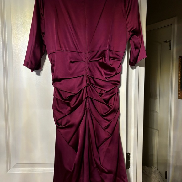 Burgundy Women’s Dress - Picture 2 of 2